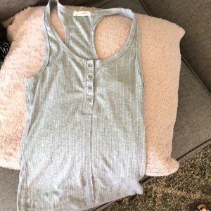 Billabong medium tank